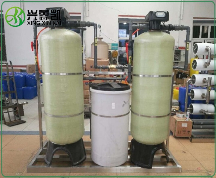 大型工業(yè)軟化水器水處理設(shè)備